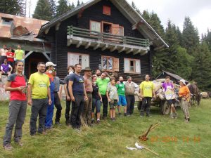 37977213_1343077419160638_2115833664628588544_n