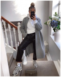 Hanorac asortat cu palton