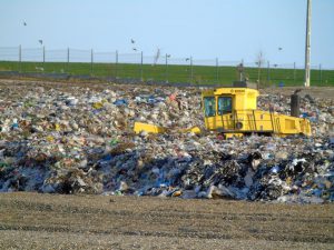 groapa-gunoi-girov-1024x768