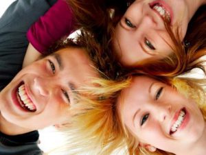 adolescenti-fericiti