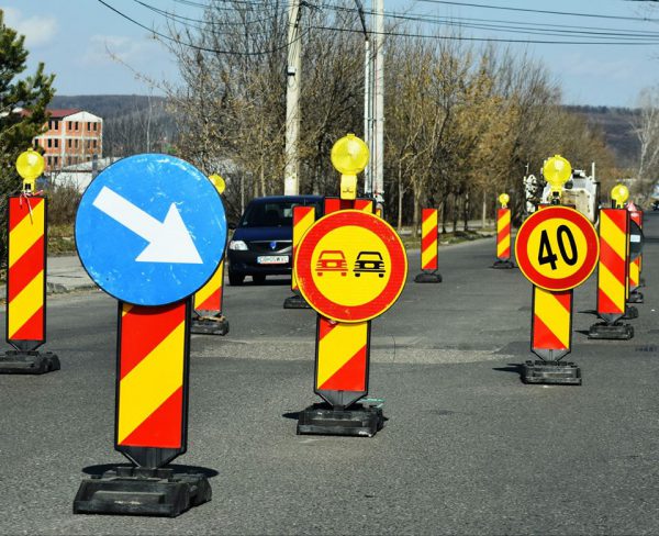 Lucrări la infrastructura rutieră din Dâmbovița