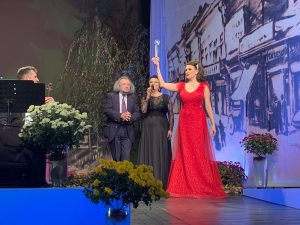 crizantema- castigator 2020