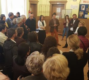 medium-parinti-si-profesori-scoala-regina-maria-qvox