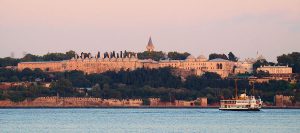 1200px-Topkapi_Palace_Seen_From_Harem