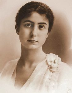 Maria+Maruka+Cantacuzino