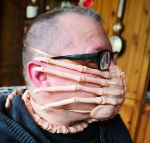 DIY-Alien-Facehugger-Face-Mask-by-Jeff-Barnaby-image-1-copy-768x1024