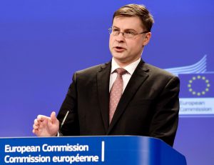 Valdis Dombrovskis, comisia europeana