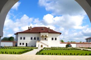 ANSAMBLUL BRANCOVENESC POTLOGI LOCALITATEA POTLOGI4