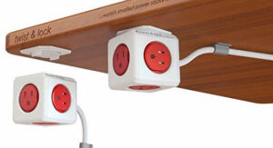 protectorul-power-cube-amplasat-la-birou