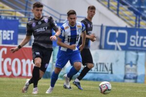 https___liga2.prosport.ro_wp-content_uploads_2022_05_poli-iasi-poli-timisoara-3-1-play-out-liga-2-Mediafax_Foto-Dragos_Pascaneanu-8-scaled