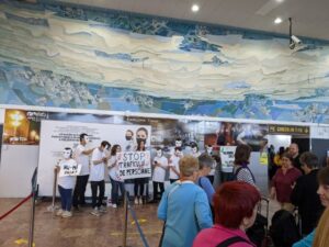 f1ed5a19-2d9a-405a-b6a1-130a0af397fa (Mică)