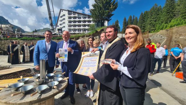 Oficial Media - Primul Hotel de 5 stele din Munții Bucegi - A fost pusă piatra de temelie