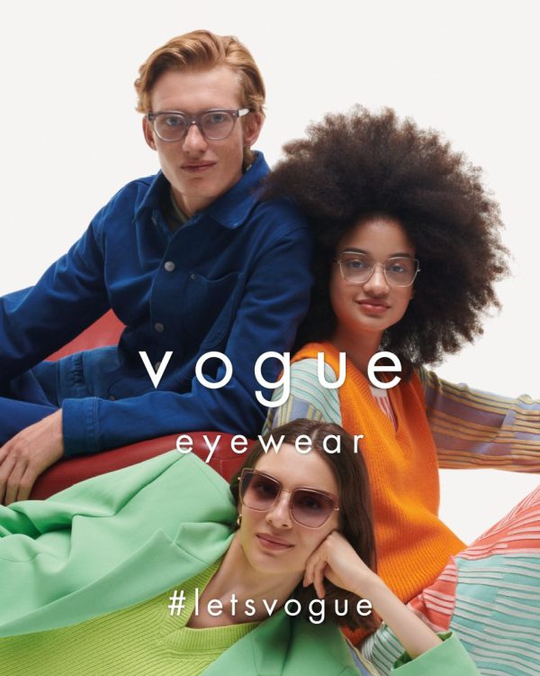 Oficial Media - Răsfață-ți privirea cu noua colecție Vogue Eyewear