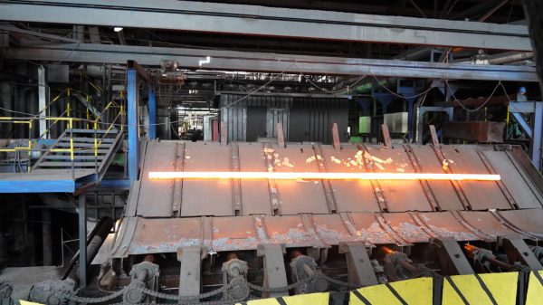 Oficial Media - Reînceperea producției de oțel beton în combinatul târgoviștean și 1000 de locuri de muncă în următorii ani