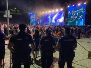 download (Mică) (2)