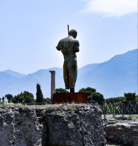 pompeii statuie