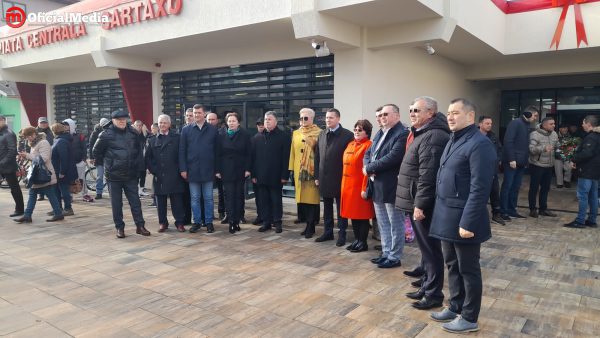 Oficial Media / Pucioasa: Inaugurare Colegiul Național ”Nicolae Titulescu” și Piața Centrală Cartaxo