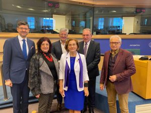 329433519_906851747424132_5534348498681455894_n