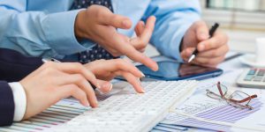 cepresupunegazduireasediuluisocialalunuisrllaofirmadinbucuresti