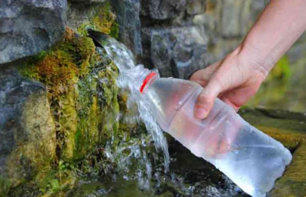 Apa din România care tratează cancerul