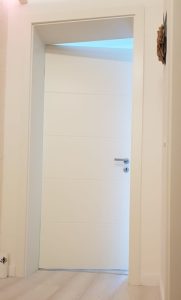 magazin usi interior Constanta