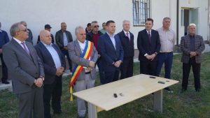 gaze manesti ungureni