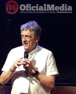 scott-johnston-scaled-e1718217730884-600x899