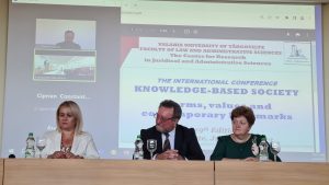 facultatea de drept si stiinte administrative valahia