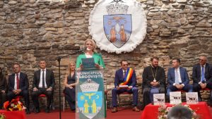 claudia gilia - prefectul judetului dambovita