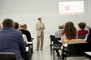 Conferinta-Voicu-Groza-UPT-3 (1)