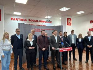 d0684cf7-f600-4b69-b016-c018c38f9646