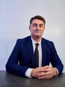 de9da3ae-cdc5-435b-be10-ea9995fda21b