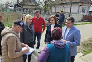 carmen holban- gura ocnitei