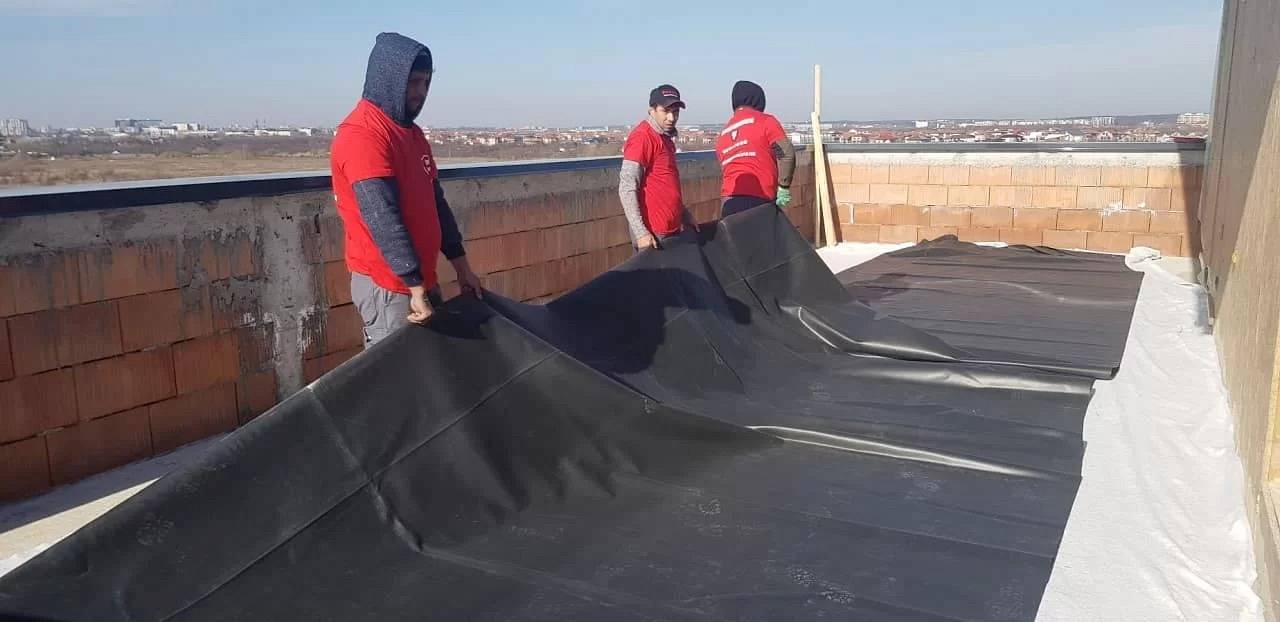 Pozitionare-membrana-EPDM-Terasa-acoperis-2-dimensiune-membrana-13.8-x-6.1-m.jpeg