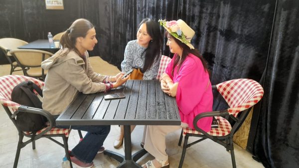 Cunoscuta actriţă Hur Yun-jung din Coreea de Sud pe scena Festivalului Babel din Târgovişte