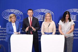 EP-189188A_Press_MFF