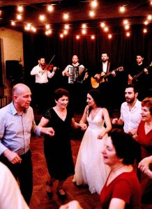 formatii-de-nunta-in-bucuresti-cum-alegi-varianta-ideala-pentru-stilul-tau_wp