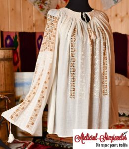 ie-traditionala-ajurul-cu-flori_wp