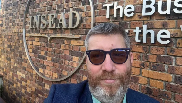 Mălăieș are 11 joburi