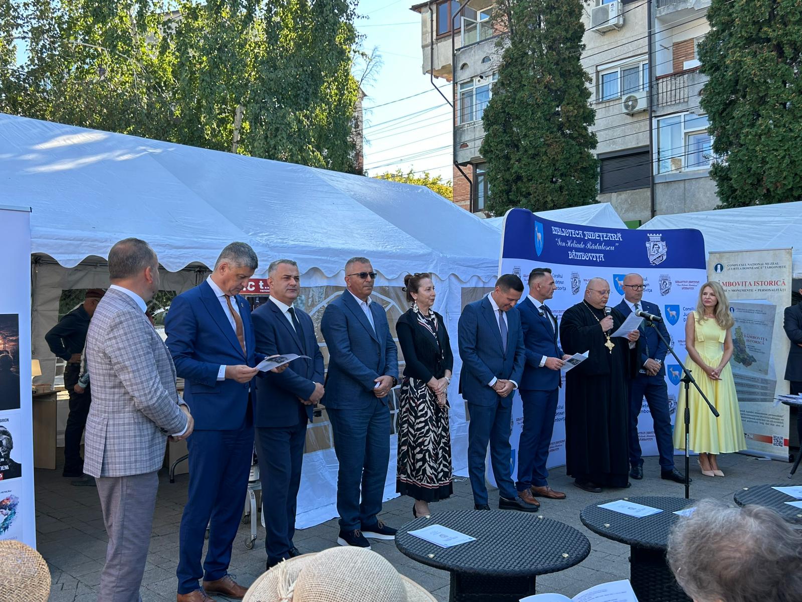 25 de ediții pentru Salonul Editorial „Ion Heliade Rădulescu”. Târgoviștea își începe sărbătoarea prin carte 25 de ediții pentru Salonul Editorial „Ion Heliade Rădulescu”. Târgoviștea își începe sărbătoarea prin carte