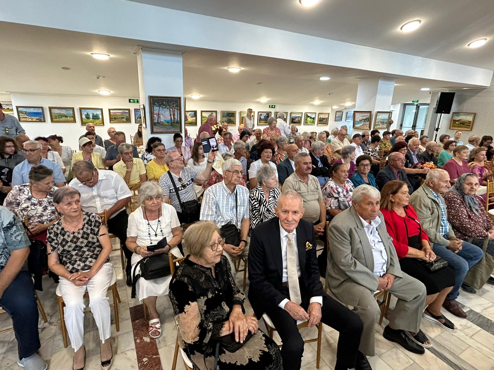 50 de ani împreună, sărbătoriți la Târgoviște. Peste 60 de cupluri au fost premiate de Zilele Cetății